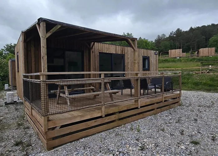 Maeva Respire La Serre مكان تخييم